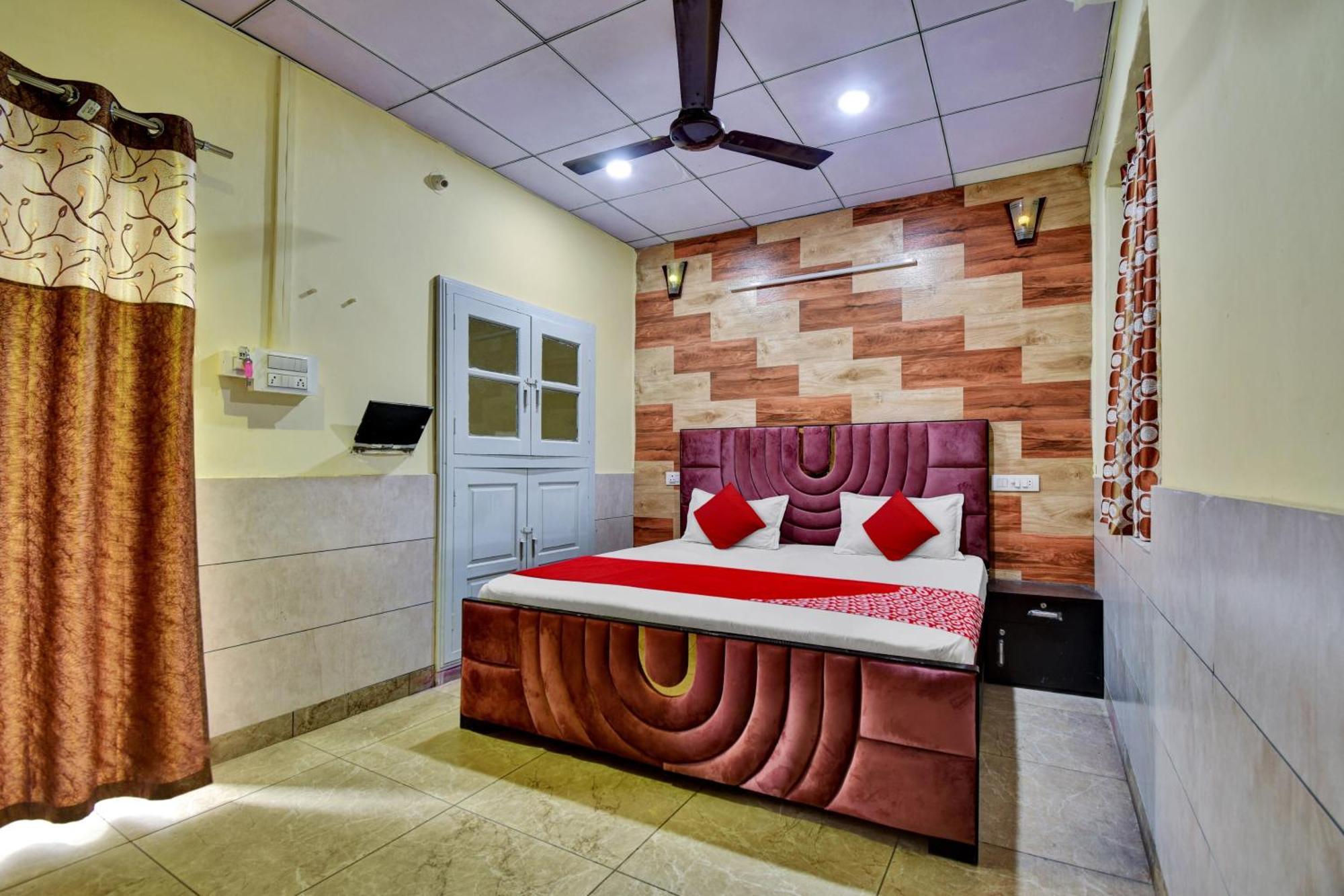 Oyo Flagship Apna Guest House Kota  Bagian luar foto